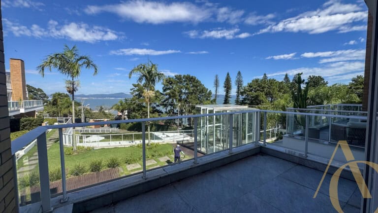 Casa residencial à venda- 4 suítes – Cacupé | Florianópolis/SC.