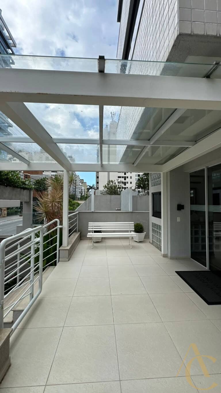Apartamento para alugar – 3 quartos sendo 1 suíte – Centro | Florianópolis/SC.