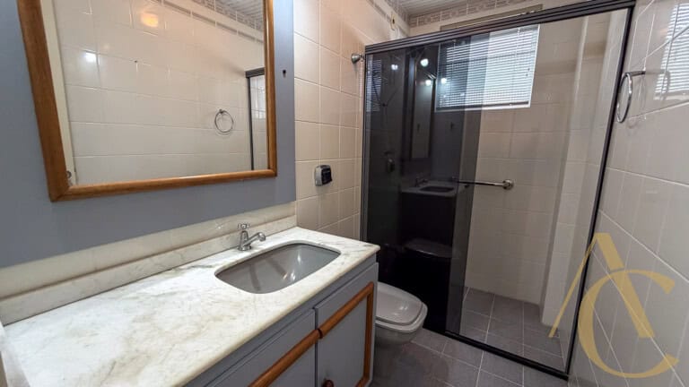 Apartamento para alugar – 2 quartos sendo 1 suíte – Centro | Florianópolis/SC.