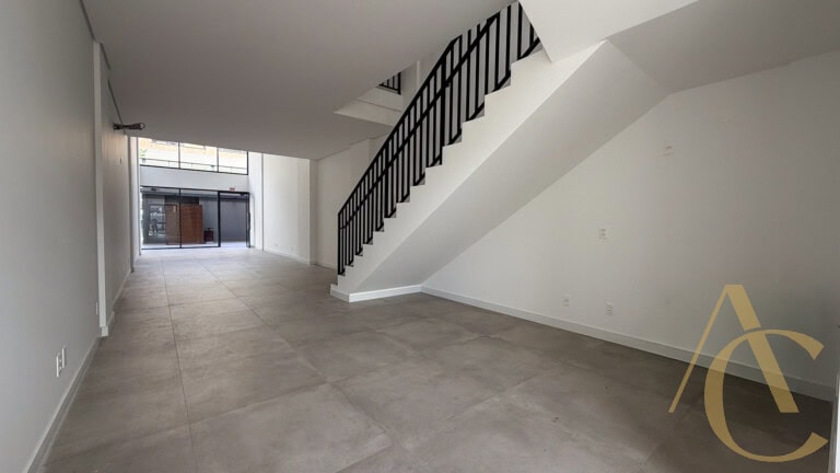 Loja para alugar – 133,52m² – Saco Grande | Florianópolis/SC.