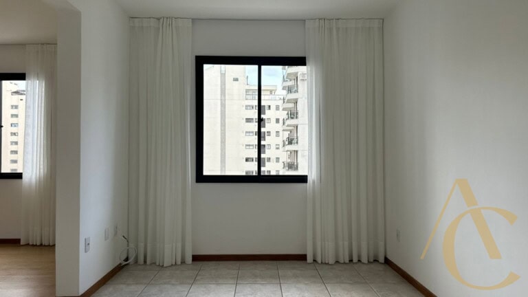 Apartamento para alugar – 3 quartos sendo 1 suíte – Centro | Florianópolis/SC.