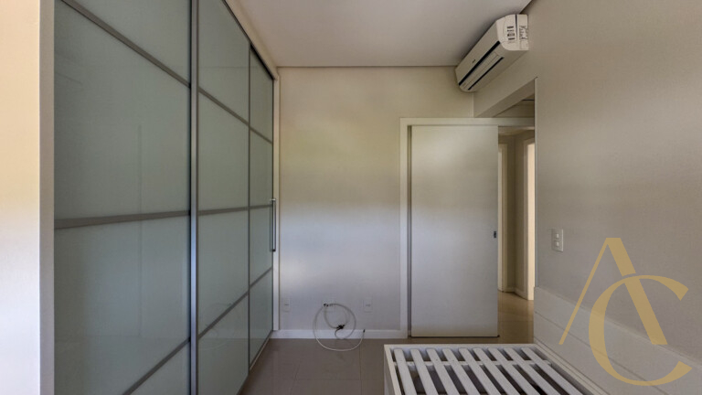 Apartamento à venda – 02 quartos sendo 01 suíte – Trindade | Florianópolis/SC.