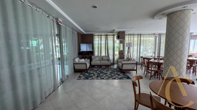 Apartamento à venda – 02 quartos sendo 01 suíte – Trindade | Florianópolis/SC.