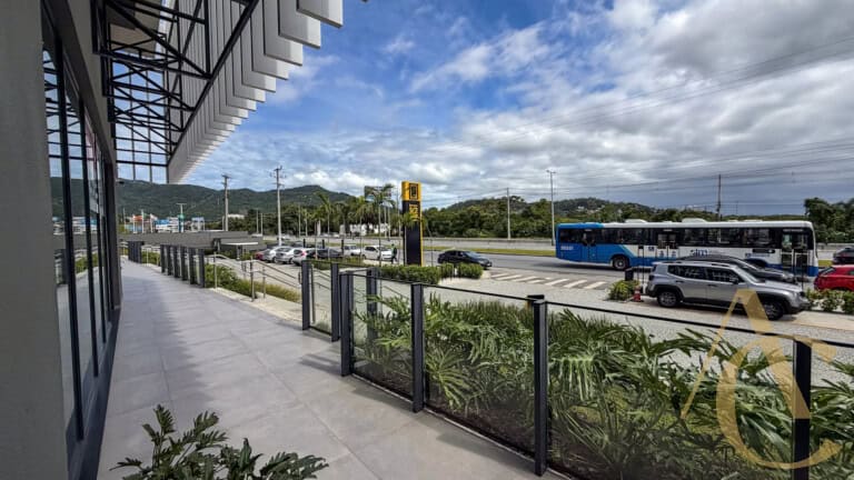 Loja para alugar – 133,52m² – Saco Grande | Florianópolis/SC.