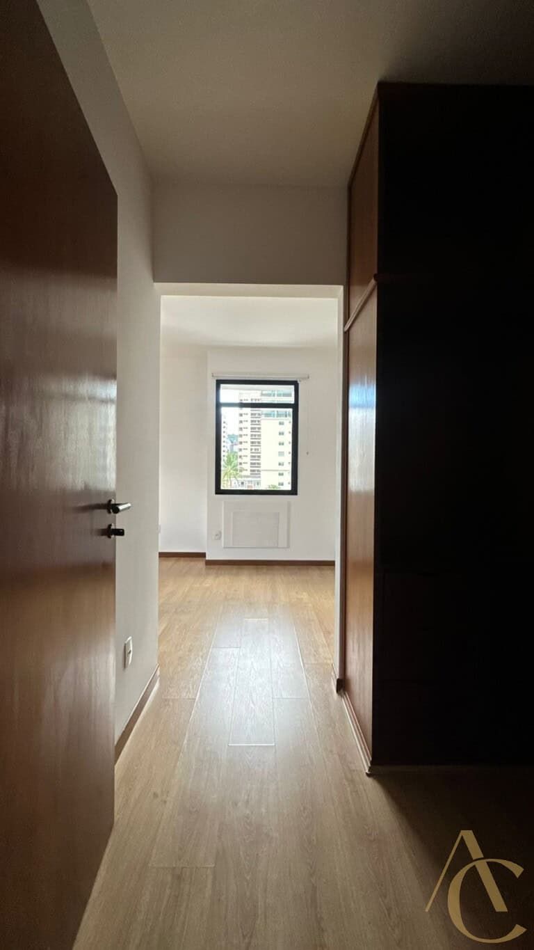 Apartamento para alugar – 3 quartos sendo 1 suíte – Centro | Florianópolis/SC.