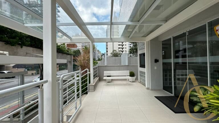 Apartamento para alugar – 3 quartos sendo 1 suíte – Centro | Florianópolis/SC.