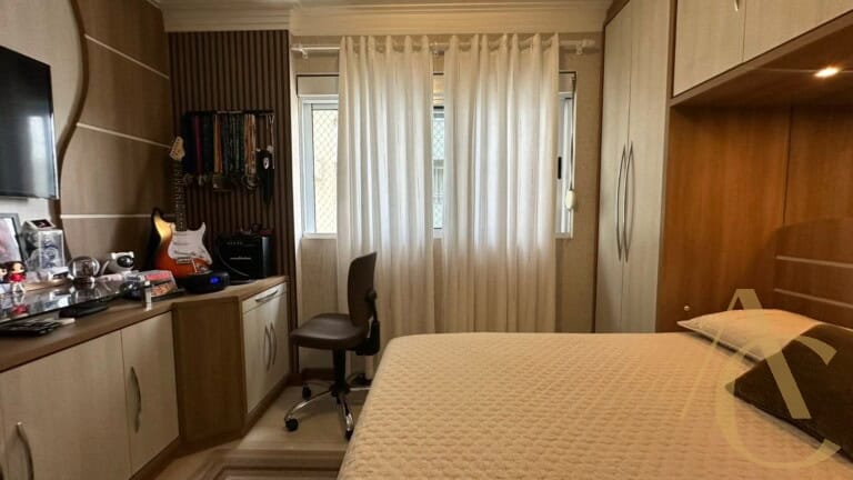 Apartamento à venda – 4 quartos sendo 1 suíte – Campinas | São José/SC.