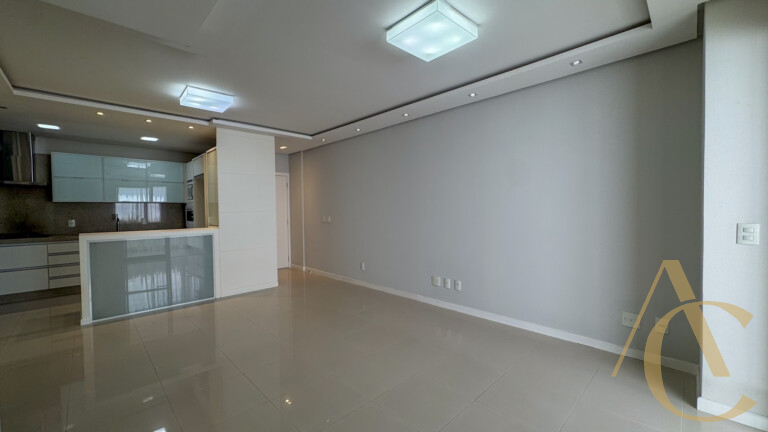 Apartamento à venda – 02 quartos sendo 01 suíte – Trindade | Florianópolis/SC.