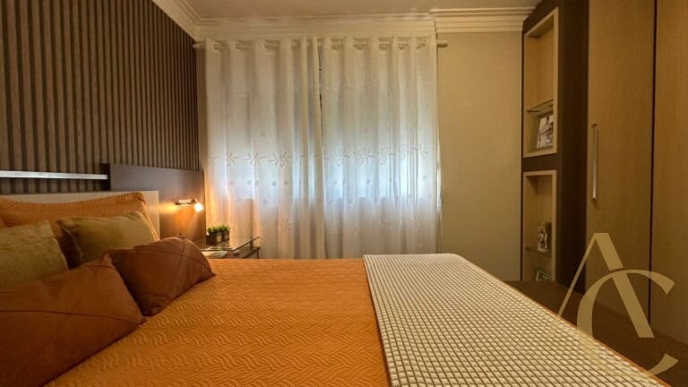Apartamento à venda – 4 quartos sendo 1 suíte – Campinas | São José/SC.