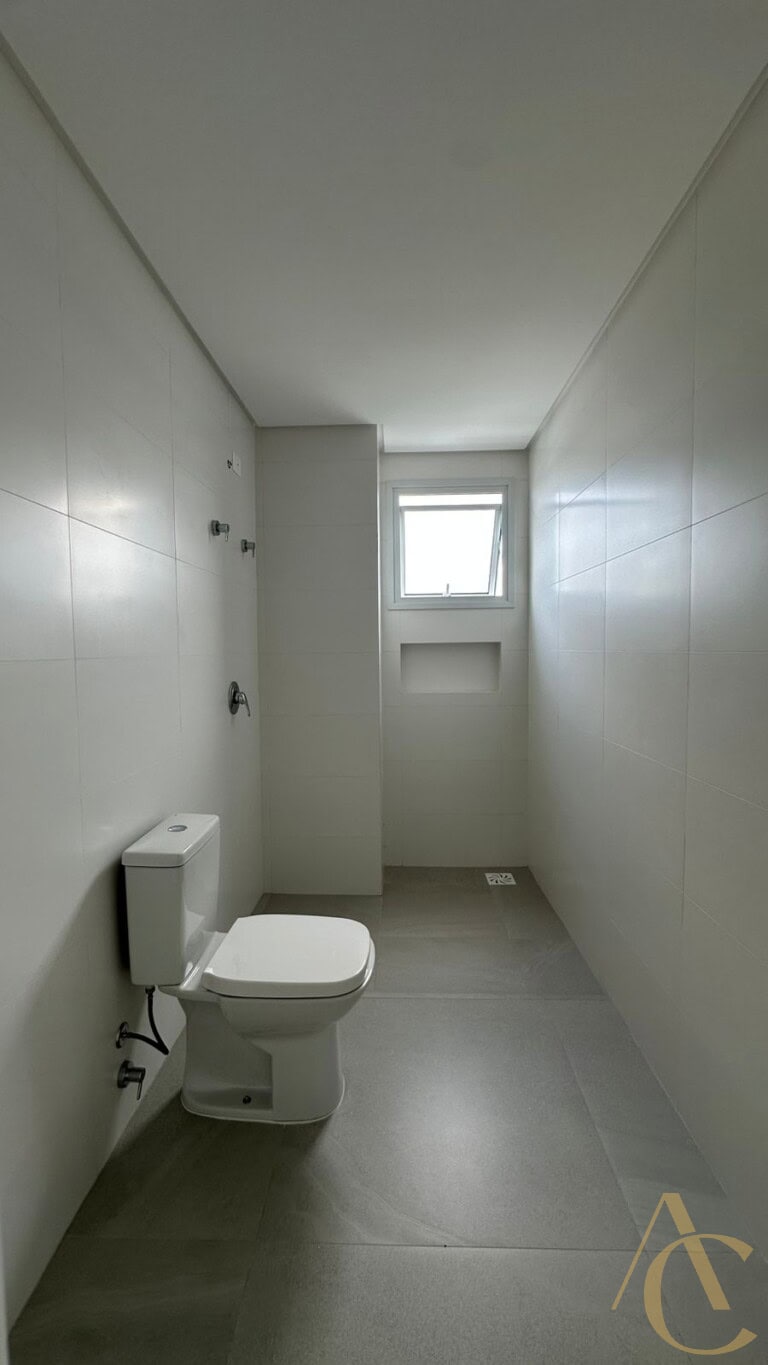 Apartamento/cobertura à venda – 03 dormitórios sendo 2 suítes – Pedra Branca, Palhoça/SC.