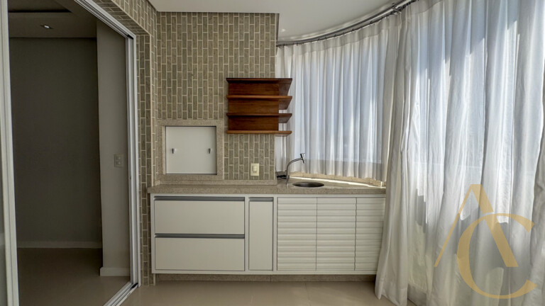 Apartamento à venda – 02 quartos sendo 01 suíte – Trindade | Florianópolis/SC.