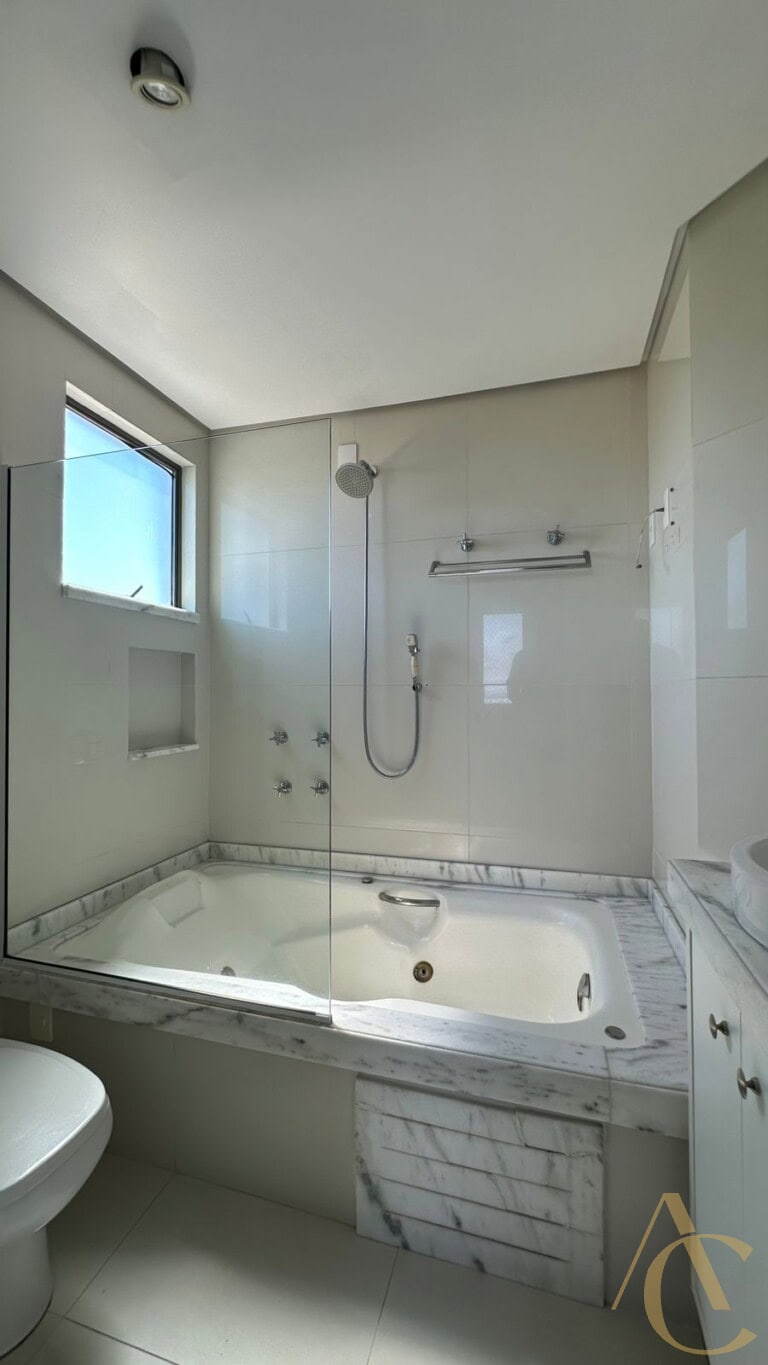 Apartamento/Cobertura à venda –  3 suítes – João Paulo – Florianópolis/SC.