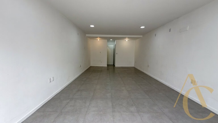 Loja para locação – 40,00m² – Kobrasol | São José/SC.