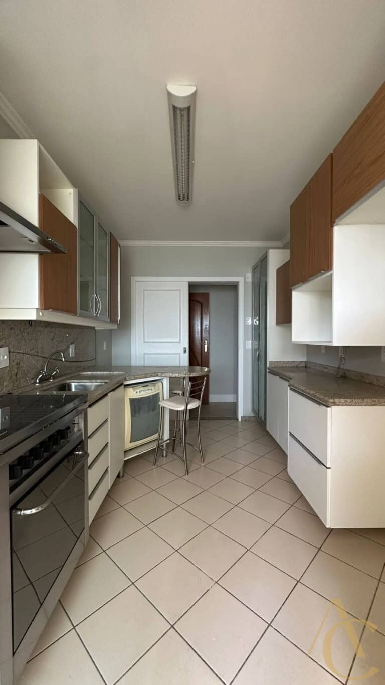 Apartamento/Cobertura à venda –  3 suítes – João Paulo – Florianópolis/SC.