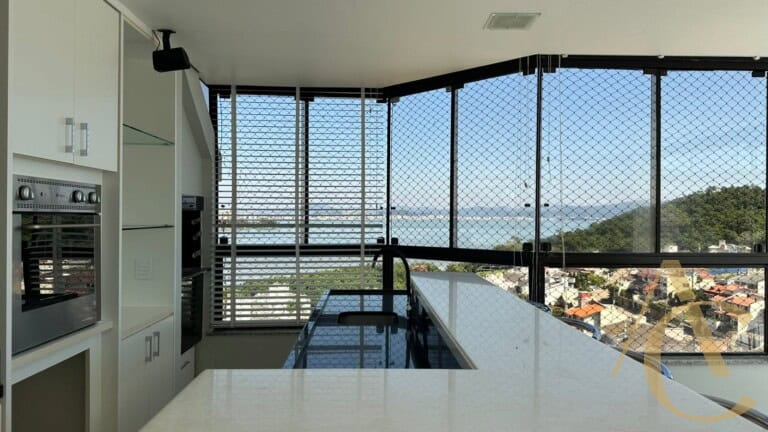 Apartamento/Cobertura à venda –  3 suítes – João Paulo – Florianópolis/SC.
