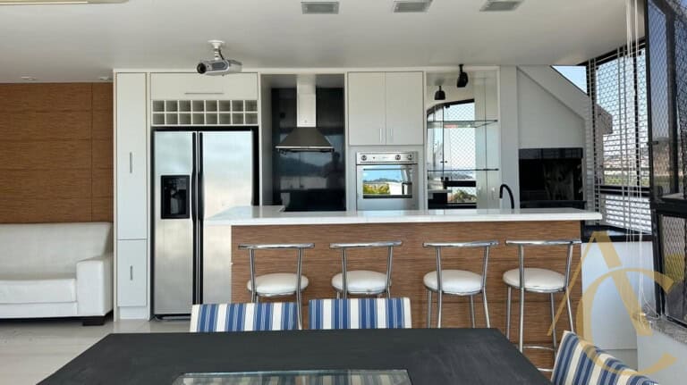 Apartamento/Cobertura à venda –  3 suítes – João Paulo – Florianópolis/SC.