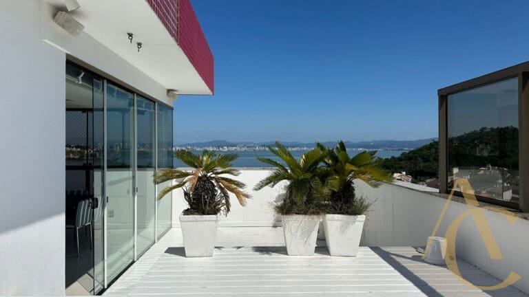 Apartamento/Cobertura à venda –  3 suítes – João Paulo – Florianópolis/SC.