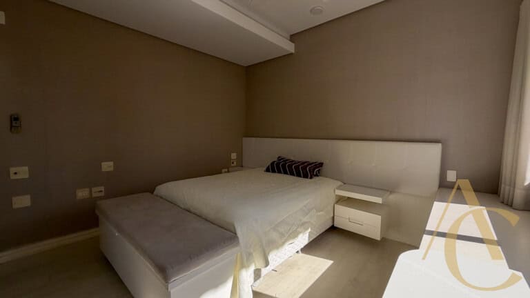 Casa residencial à venda – 6 quartos sendo 5 suítes – Cacupé | Florianópolis/SC.