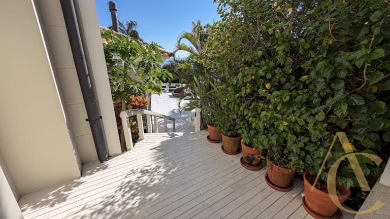 Casa residencial à venda – 6 quartos sendo 5 suítes – Cacupé | Florianópolis/SC.