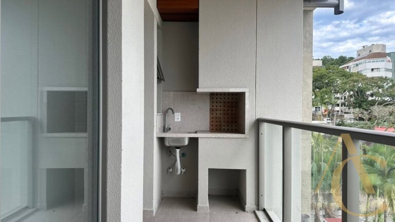 Apartamento duplex à venda – 1 suíte e 2 demi-suítes – João Paulo | Florianópolis/SC.