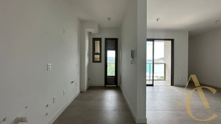 Apartamento duplex à venda – 1 suíte e 2 demi-suítes – João Paulo | Florianópolis/SC.