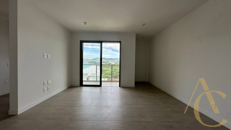 Apartamento duplex à venda – 1 suíte e 2 demi-suítes – João Paulo | Florianópolis/SC.