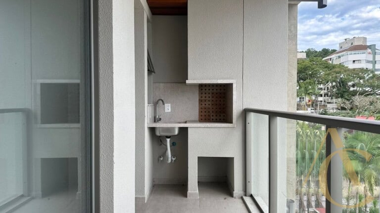 Apartamento duplex à venda – 1 suíte e 2 demi-suítes – João Paulo | Florianópolis/SC.