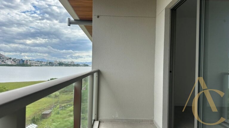 Apartamento duplex à venda – 1 suíte e 2 demi-suítes – João Paulo | Florianópolis/SC.