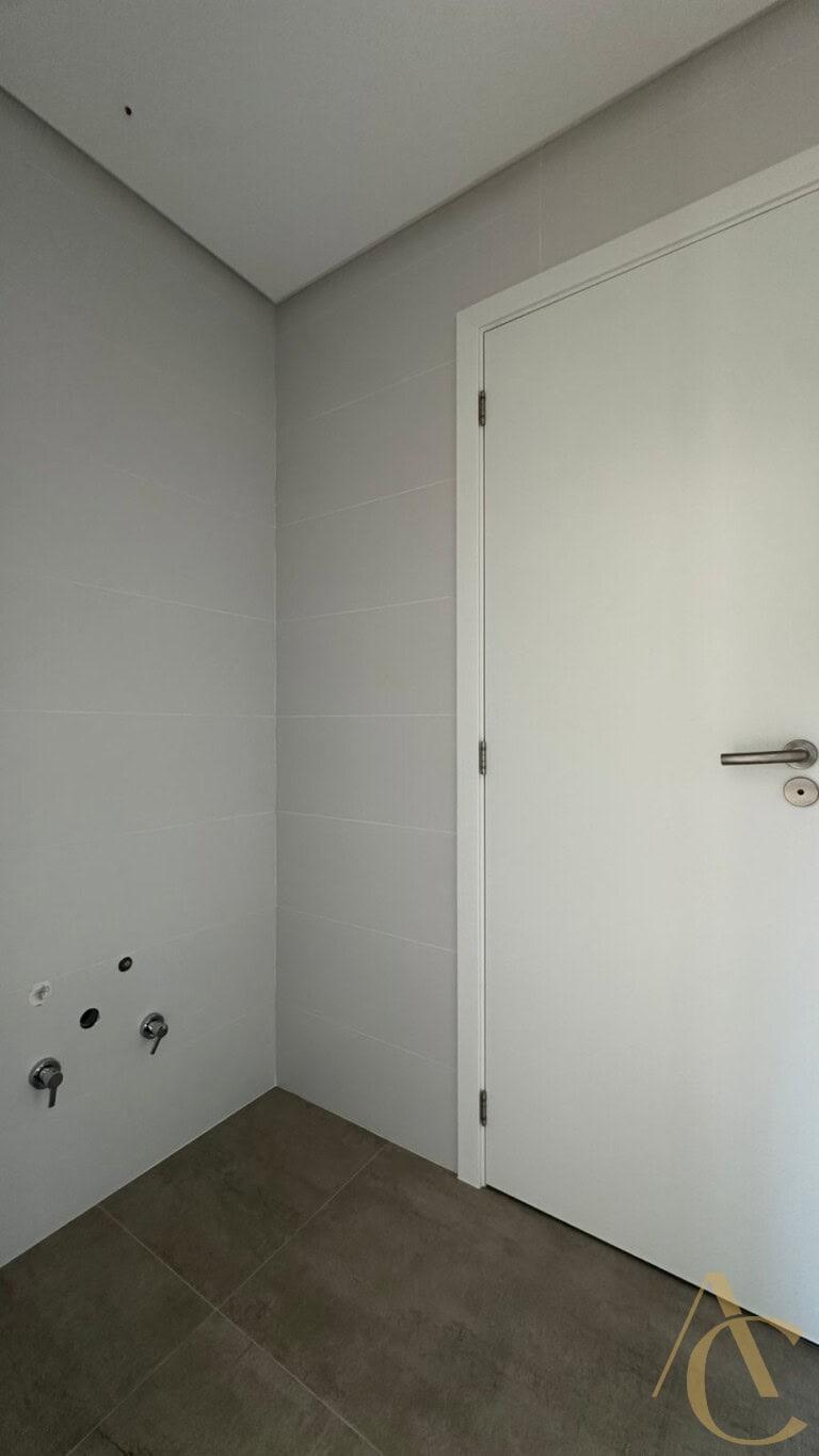 Apartamento duplex à venda – 1 suíte e 2 demi-suítes – João Paulo | Florianópolis/SC.
