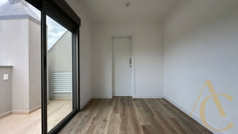 Apartamento duplex à venda – 1 suíte e 2 demi-suítes – João Paulo | Florianópolis/SC.