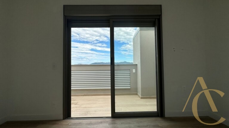 Apartamento duplex à venda – 1 suíte e 2 demi-suítes – João Paulo | Florianópolis/SC.