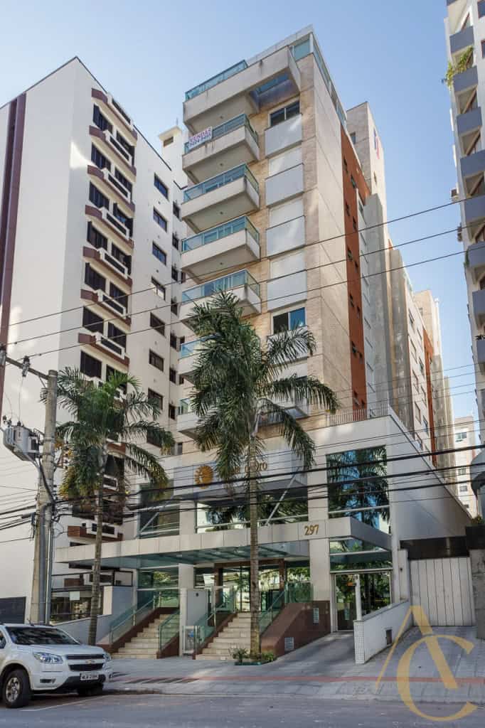 Apartamento para alugar – 2 quartos sendo 1 suíte – Centro | Florianópolis/SC.