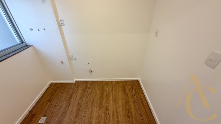 Apartamento à venda – 03 quartos sendo 01 suíte – Centro | Florianópolis/SC.