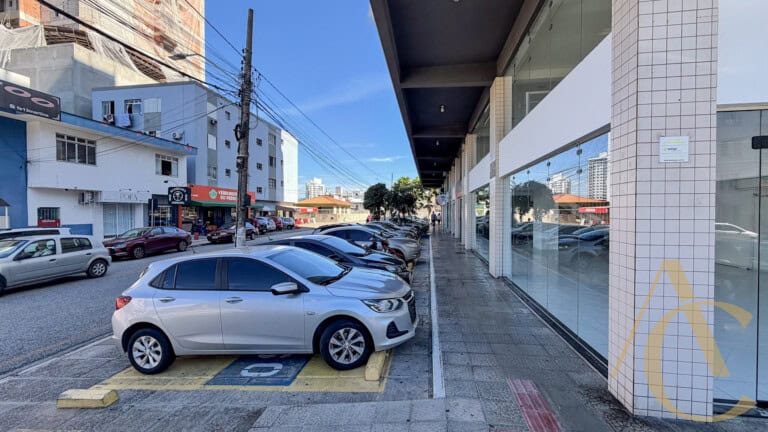 Loja para alugar – 140,42m² – Kobrasol | São José/SC.