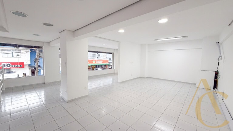 Loja para alugar – 140,42m² – Kobrasol | São José/SC.
