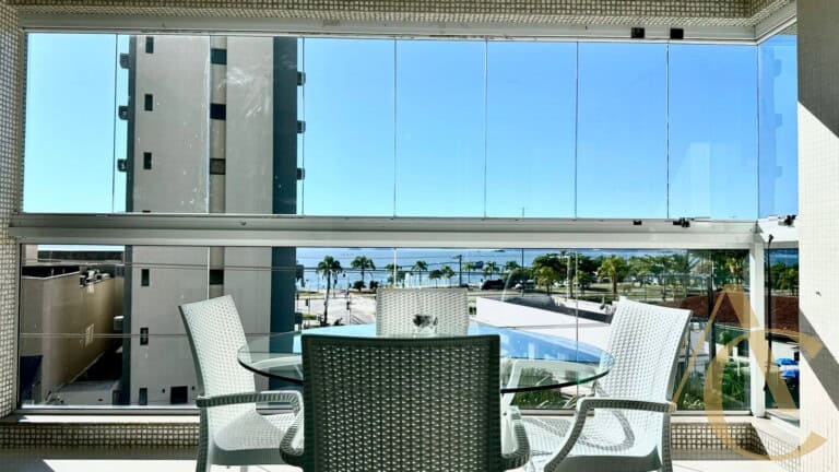 Apartamento à venda – 3 suítes – Centro – Florianópolis, SC.