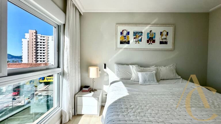 Apartamento à venda – 3 suítes – Centro – Florianópolis, SC.