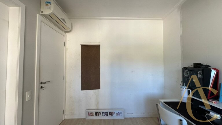 Apartamento à venda – 3 suítes – Centro – Florianópolis, SC.