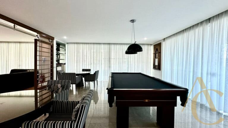 Apartamento à venda – 3 suítes – Centro – Florianópolis, SC.