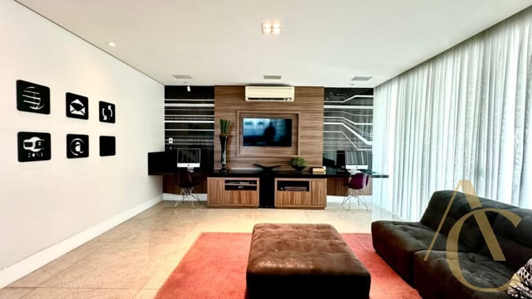 Apartamento à venda – 3 suítes – Centro – Florianópolis, SC.