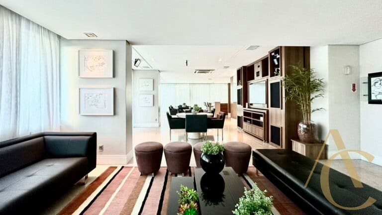 Apartamento à venda – 3 suítes – Centro – Florianópolis, SC.