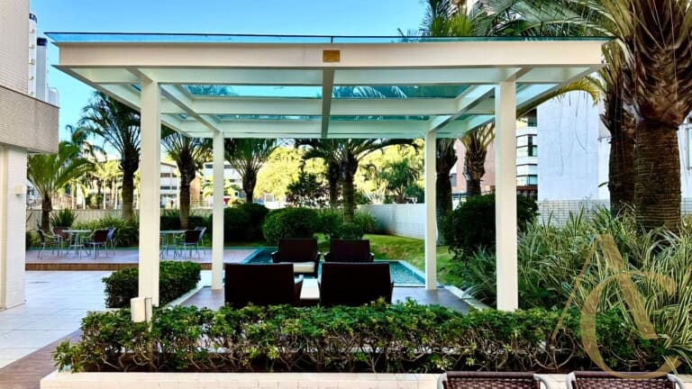 Apartamento à venda – 3 suítes – Centro – Florianópolis, SC.