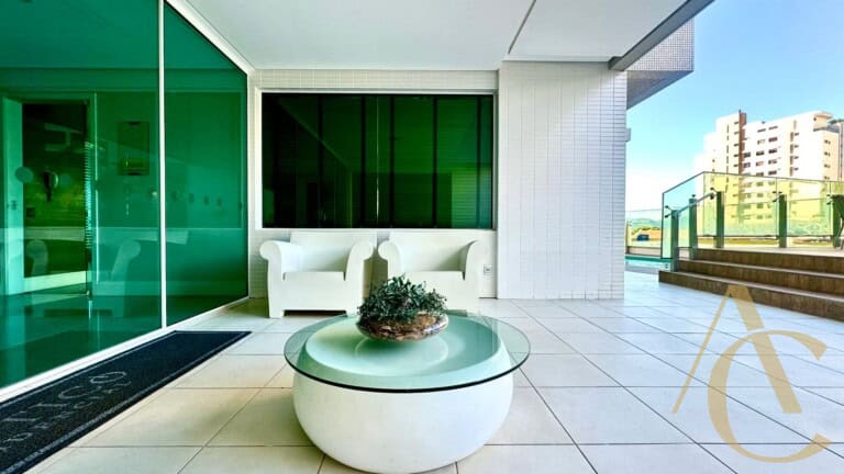 Apartamento à venda – 3 suítes – Centro – Florianópolis, SC.