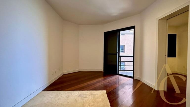 Apartamento à venda – 03 quartos sendo 01 suíte – Agronômica | Florianópolis/SC.