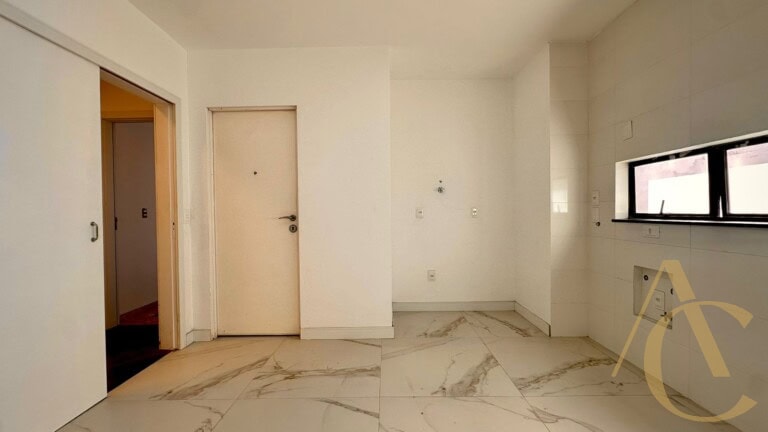 Apartamento à venda – 03 quartos sendo 01 suíte – Agronômica | Florianópolis/SC.