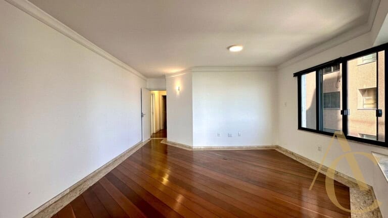 Apartamento à venda – 03 quartos sendo 01 suíte – Agronômica | Florianópolis/SC.