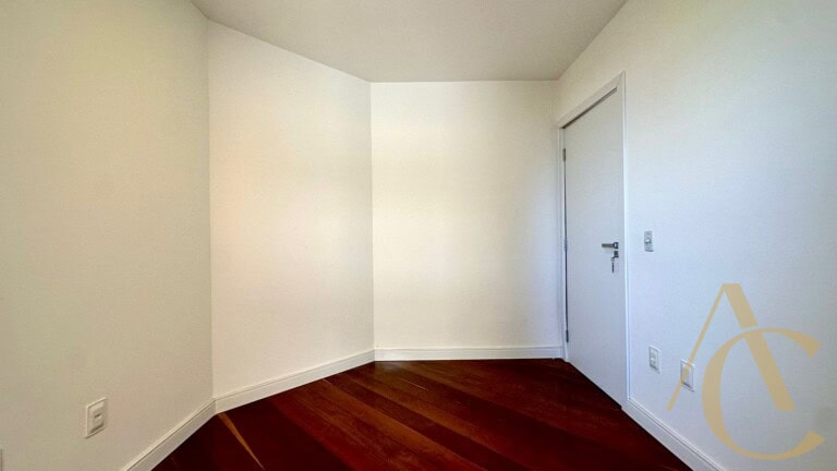 Apartamento à venda – 03 quartos sendo 01 suíte – Agronômica | Florianópolis/SC.