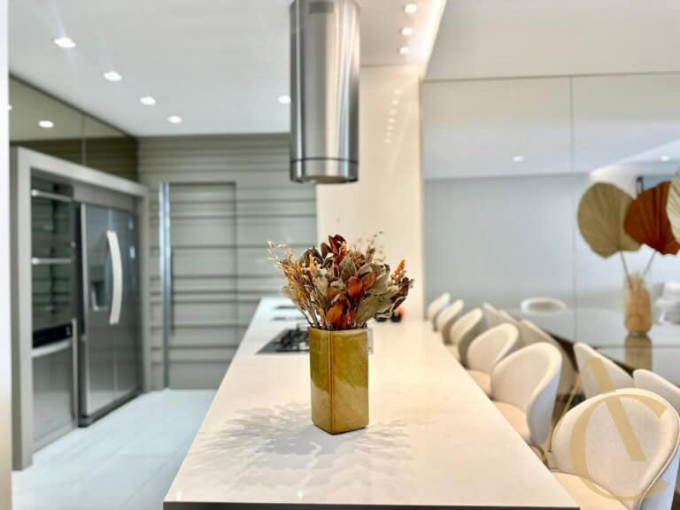 Apartamento à venda – 03 suítes – Kobrasol | São José/SC.