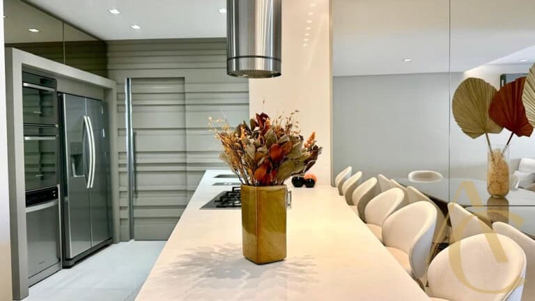 Apartamento à venda – 03 suítes – Kobrasol | São José/SC.