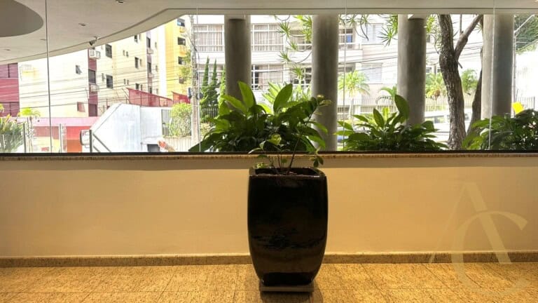Apartamento à venda – 4 quartos sendo 1 suíte – Centro | Florianópolis/SC.